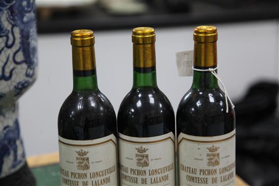 Eleven bottles of Chateau Pichon Longueville Comtesse de Lalande Grand Cru Classe, Pauillac, 1982.